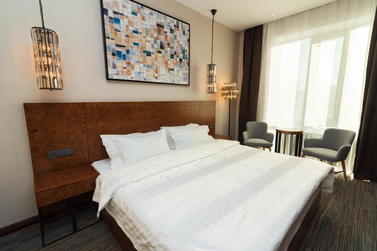 Hotel East